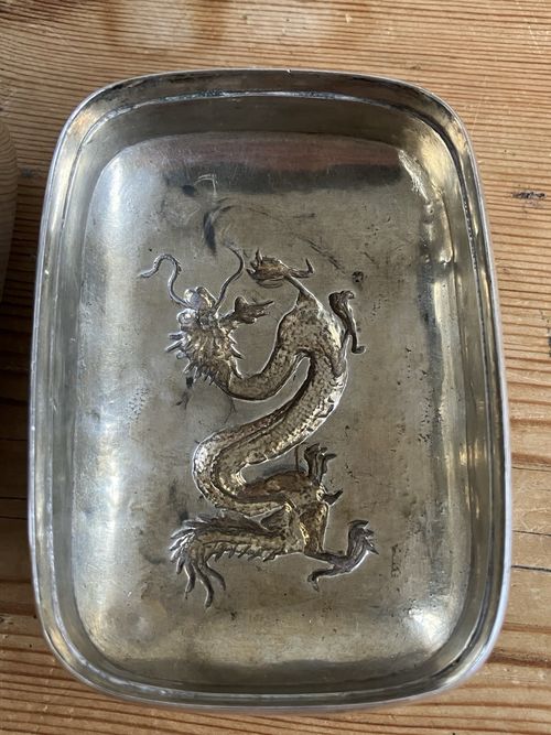 Rare Antique Chinese Export Silver Repousse Dragon Soap Box Lien Hing Circa 1900 — image 10