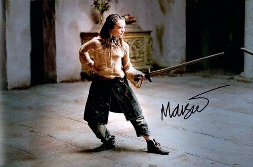Maisie Williams - Game of Thrones Signed Autographed 12 x 8 inch Photo + COA