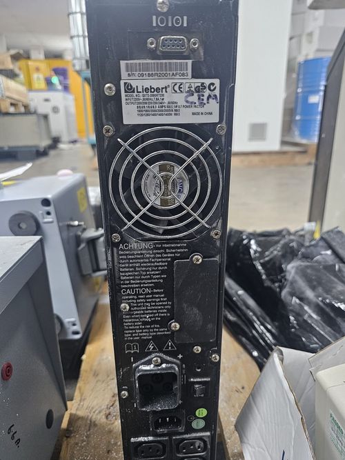 rack-mount UPS Liebert UPSStation GXT2-2000RT230 2000VA / 1400W Rackmount UPS — image 5