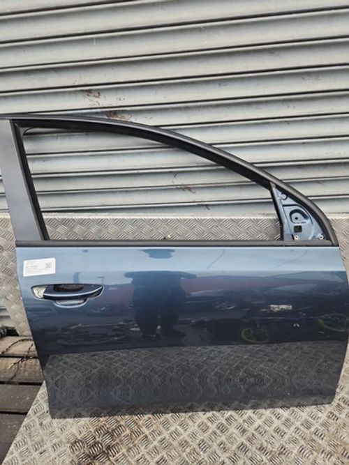 VOLKSWAGEN GOLF MK6 DOOR FRONT DRIVER SIDE LC5F BLUE 2008-2013