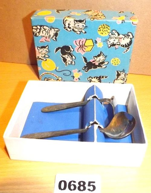 vintage EPNS A1 silver plated Baby Christening Spoon And Pusher (Boxed) 1960s?