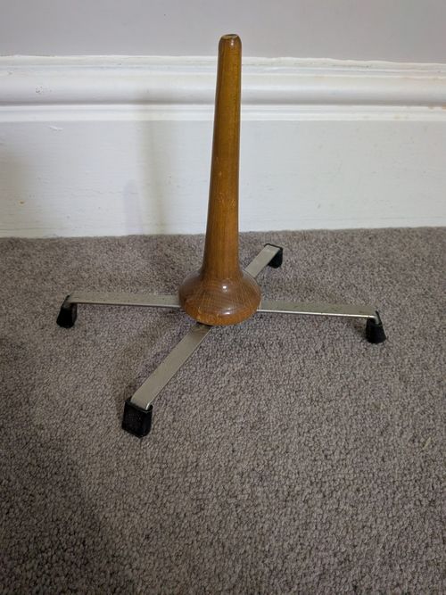 Folding Stand for Clarinet, metal and wood — image 1