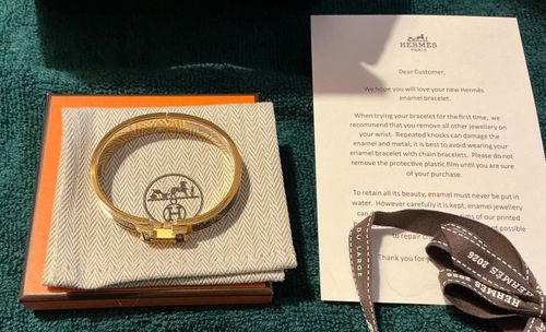 Hermès Clic H Cheval De Coeur Bracelet Black/Gold rrp £670.00 — image 6
