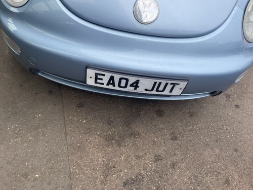 Vw Beetle 1.6 convertible Petrol Manual — image 10