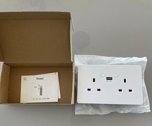 WiFi Smart Wall SocketDouble Plug 13A+USB 5V 2.4ASmart Home Socket New Open Box