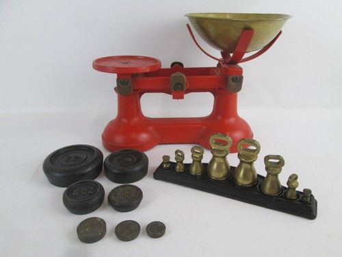 Vintage The Viking Kitchen Scales F J Thornton Wolverhampton Brass Weights Red