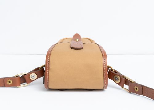Billingham Ten-16 Camera Bag - Khaki canvas/Tan Leather — image 6