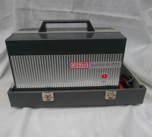 Vintage Eumig Mark S 701 Super 8 Sound Movie Projector in Case + 3 Reels Working — image 15