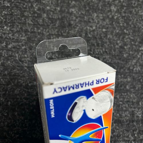 Roll Of 500 Euro Hook Slot Hang Tabs 50 x 50mm Clear Sticky Strong Adhesive Tag — image 4