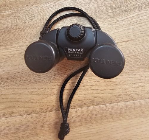 Pentax 8x21 6.2  mini Binoculars — image 2