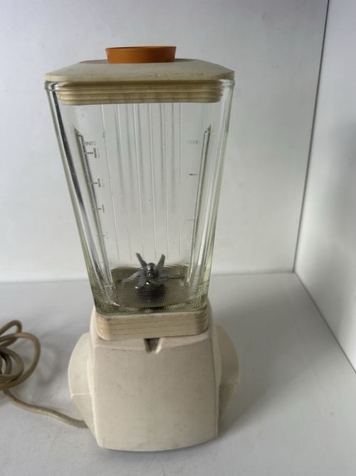 Vintage Sunbeam Blender - Powerful two speed Motor - See video — image 4