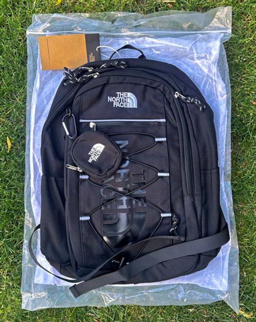 The North Face Black UK Sports Backpack Unisex Extra Compartments 33 Litres