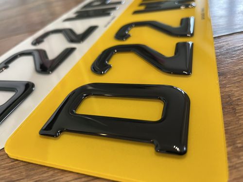 PAIR OFF 3D GEL DOMED RESIN NUMBER PLATES 100% MOT AND ROAD LEGAL — image 5