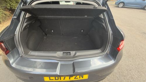 Renault Megane 1.5 Diesel Manual 2017 — image 4