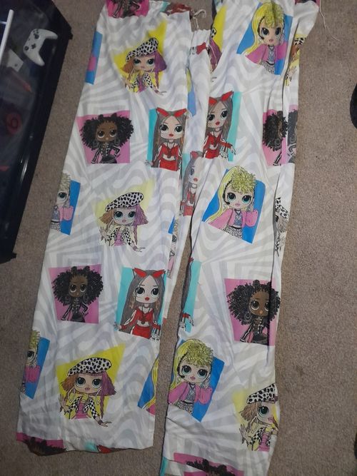 lol omg doll bundle with curtains a fleece throw cushion and aslo a leather back — image 1