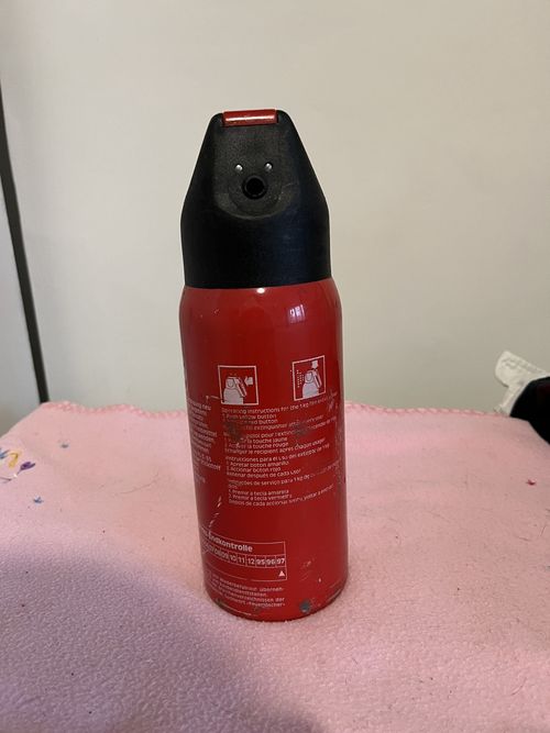 Vintage Genuine BMW Fire Extinguisher 1kg - Original E46 E39 E36 E28 E30 — image 3