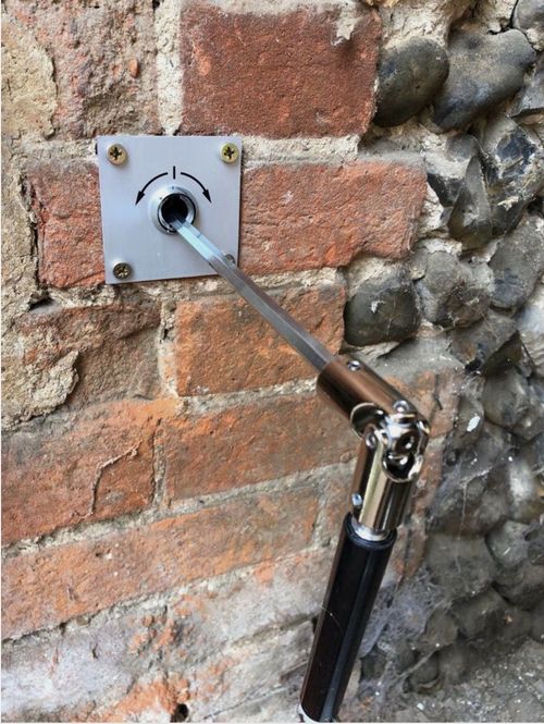 Roller Garage Door External Winding Handle/Crank Winder — image 3