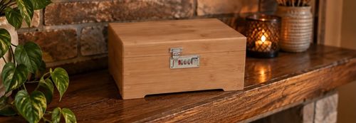 Good Herb Stash Box with Accessories, Grinder, Rolling Tray, 3 Smell-Proof Jars — image 9