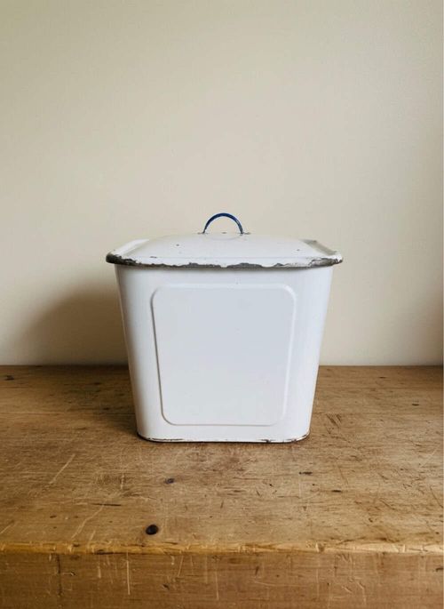 Large White Vintage enamel bread bin Country Kitchen Storage — image 7