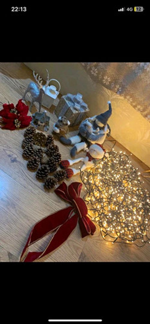 HUGE Christmas BUNDLE. Includes lights, tree decor, Christmas teddys and other.