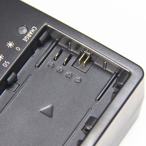Genuine Original Canon LC-E6E Charger LP-E6 EOS 5D Mark II 70D EOS 60D EOS 60Da — image 3