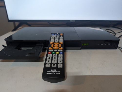 LG BP645 Smart 3D Blu-ray DVD Player with Remote Tested And Fully Working — image 2