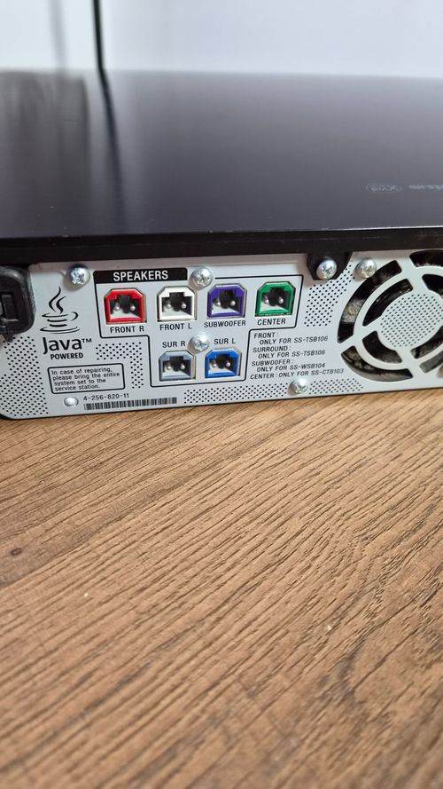 Sony BDV-E380 BluRay/DVD 5.1 Channels 1000W Home Theatre System & Remote Control — image 7