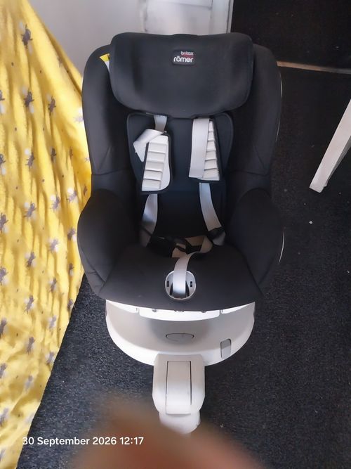 Seat — image 3