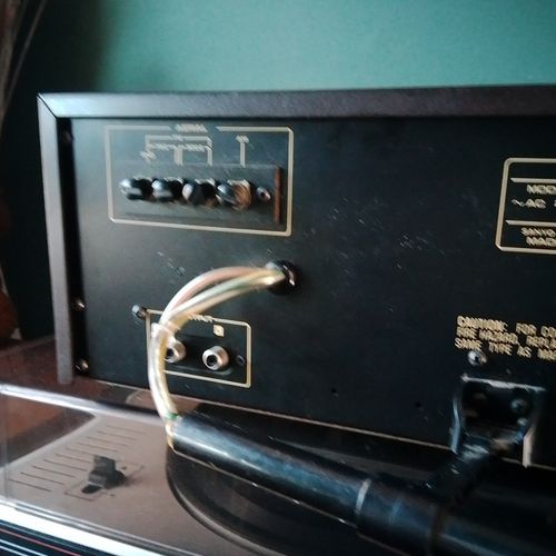 SANYO FMT 1001K AM/FM Stereo Tuner Analogue RCA Out Silver/Black MPN — image 6