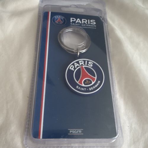 Paris Saint-Germain PSG Crest Football Key Ring - Clubs O-R Key Rings — image 1