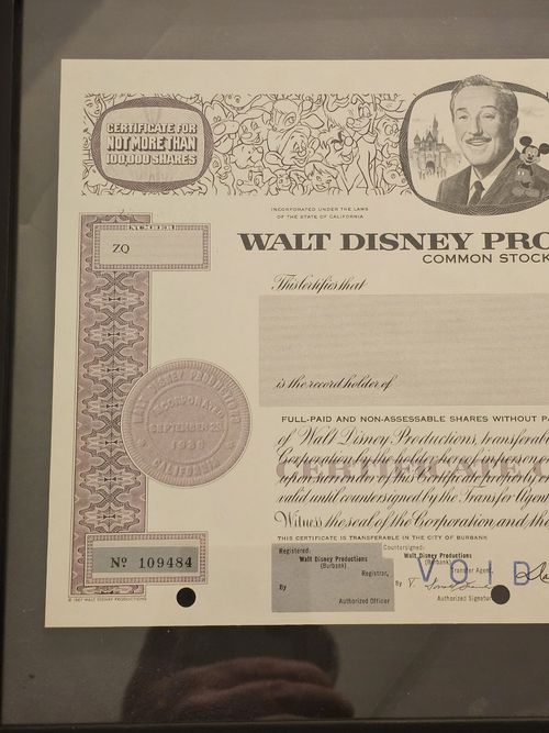 Original 1967 Walt Disney stock certificate Mickey Mouse Authentic Uncirculated — image 9
