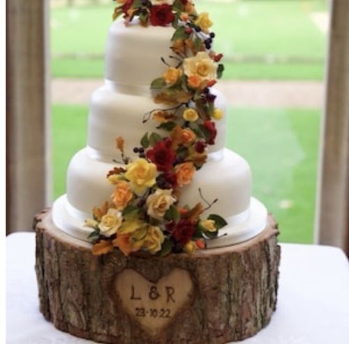Wooden log cake stand with personalised option, rustic log display cake stand — image 3