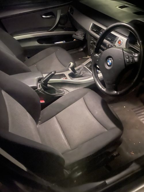 BMW 320d Se 2005 Drives And Pulls Well No Lights On Dash — image 4