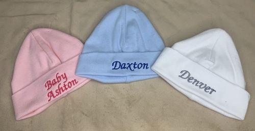 Personalised Newborn Cotton Baby Hat | Unisex Boy Girl | Custom Name Year Gift — image 1