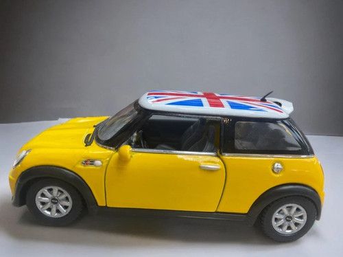 Mini Cooper Model with Pull Back Go Action 1:28 Scale Die Cast model Toy Car