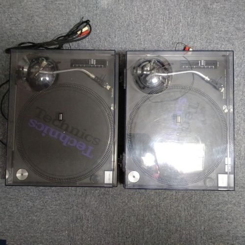 Technics SL1200MK3 2 Turntable Pair Black Direct  Drive Dj Player 100V — image 1