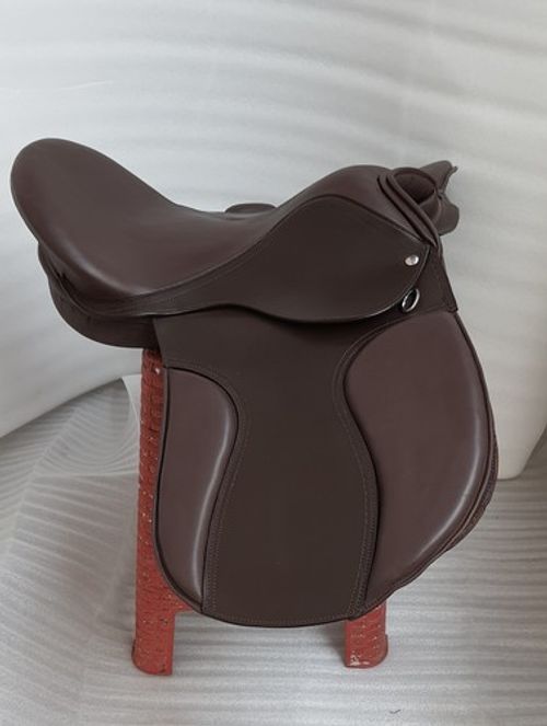 English saddle brown leather treeless GP all purpose saddle in all size