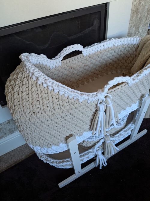 Made To Order 5-7 Weeks - Crochet Moses Basket Set + 2 mattresses  NOT STAND  — image 3