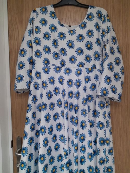 Floral Summer Dress Size 14/16 — image 3