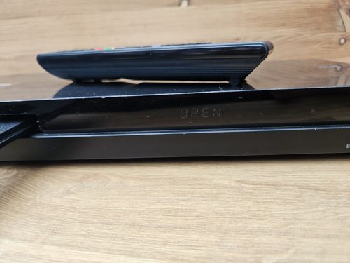 SONY BDP-A6000 3D BLU RAY PLAYER with REMOTE CONTROL — image 4