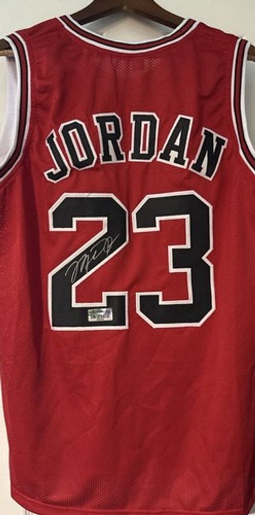 Michael Jordan Signed Chicago Bulls #23 Basketball Jersey - Authentication Pros