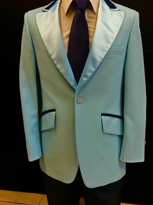 VINTAGE AFTER SIX LIGHT BABY BLUE MENS TUXEDO JACKET W/ NAVY VELVET TRIM RETRO — image 2