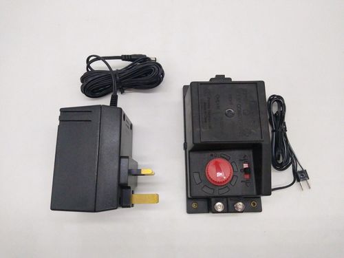 Hornby R965 Train Controller & C912 Transformer - (Unused) Mint Condition — image 2