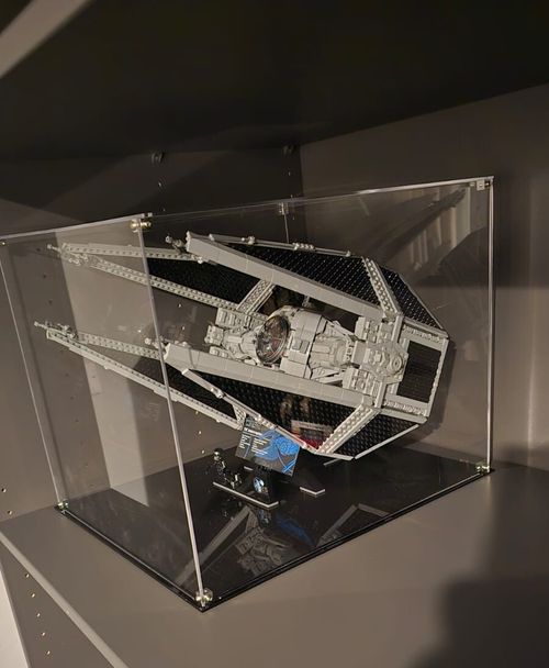 BNIB - UCS Tie Interceptor 75382 Display Case — image 1