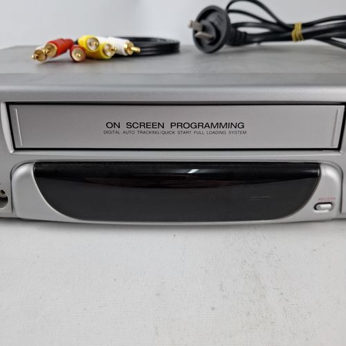 HAAZ HZ-VCRST2 VCR Video Cassette Recorder PAL VHS Player W/ Remote Tested — image 5