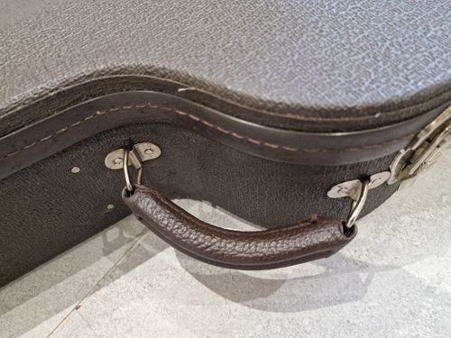 USA Taylor Deluxe Hard Case - dreadnought sized — image 10