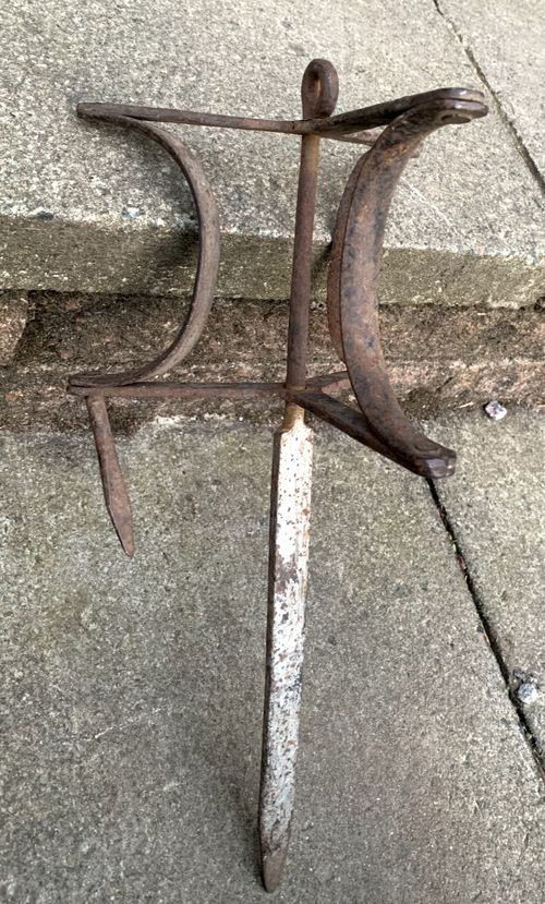 Large Vintage GARDEN STRING SPOOL WINDER - blacksmith made - unusual TRIPLE ARM — image 3