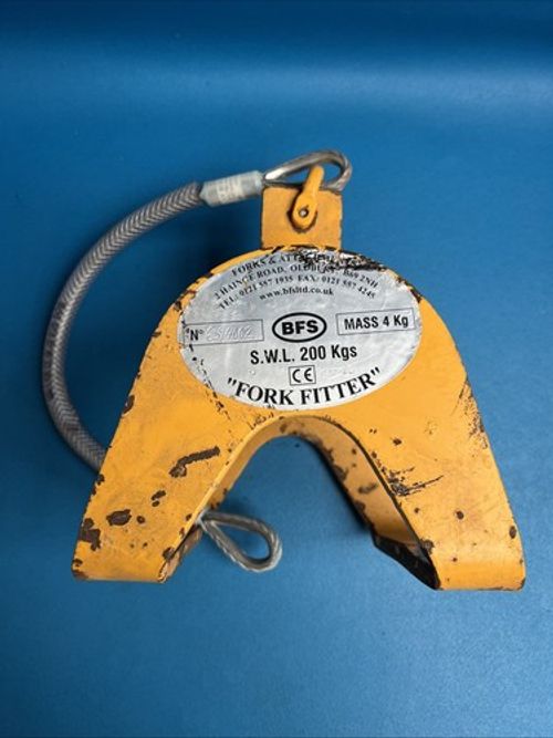 FORKLIFT FORK LIFTER FORK FITTER INSTALLATION DEVICE BFS OLDBURY  SWL 200KG