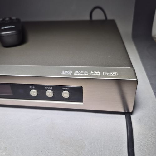 Yamaha DVD-S657 DVD CD SACD Player Progressive Scan + Remote Fully Working — image 2