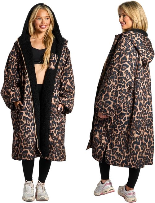 Oversized Stylish Drying Robe for Adults - Leopard Print, Waterproof & Warm — image 1